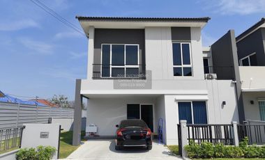 À vendre 3 chambres maison à Bang Sao Thong, Samut Prakan