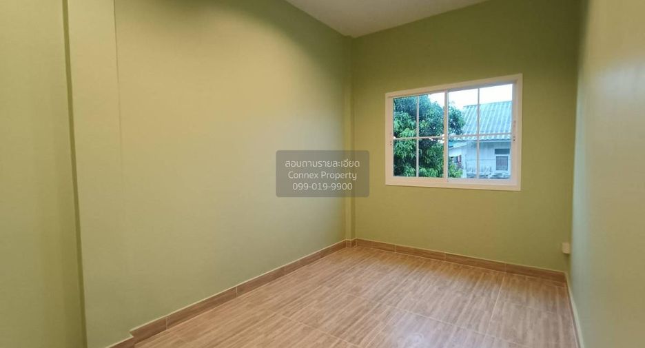 For sale 3 ベッドルーム townhouse in Khlong San, Bangkok