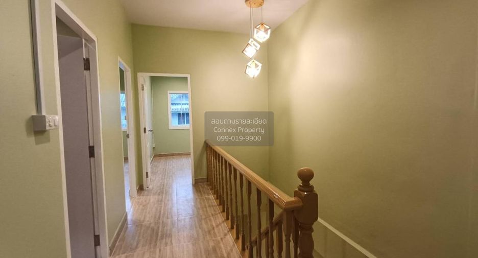 For sale 3 ベッドルーム townhouse in Khlong San, Bangkok
