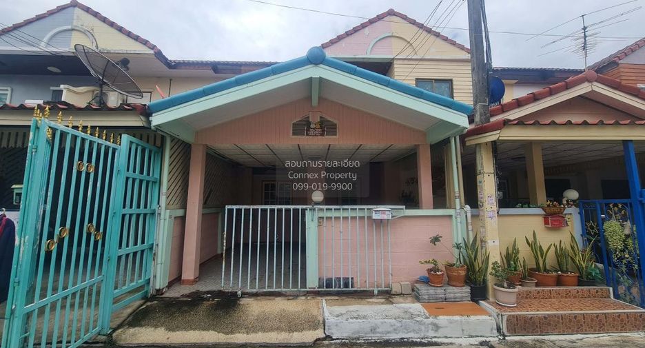 Casa adosada en venta de 2 habitaciones en Thanyaburi, Pathum Thani