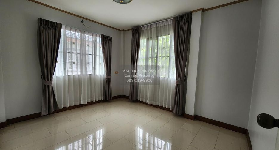 出售 3 卧室 独立屋 在 Mueang Pathum Thani, Pathum Thani