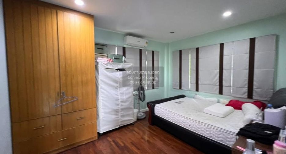 For sale 4 bedrooms house in Pak Kret, Nonthaburi