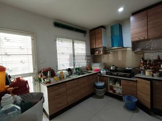 For sale 4 bedrooms house in Mueang Samut Sakhon, Samut Sakhon