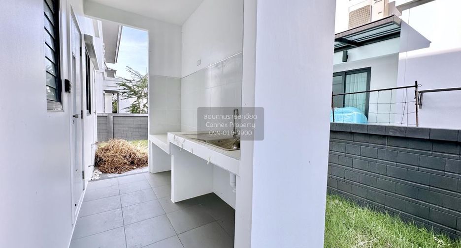 For sale 4 bedrooms house in Bang Phli, Samut Prakan