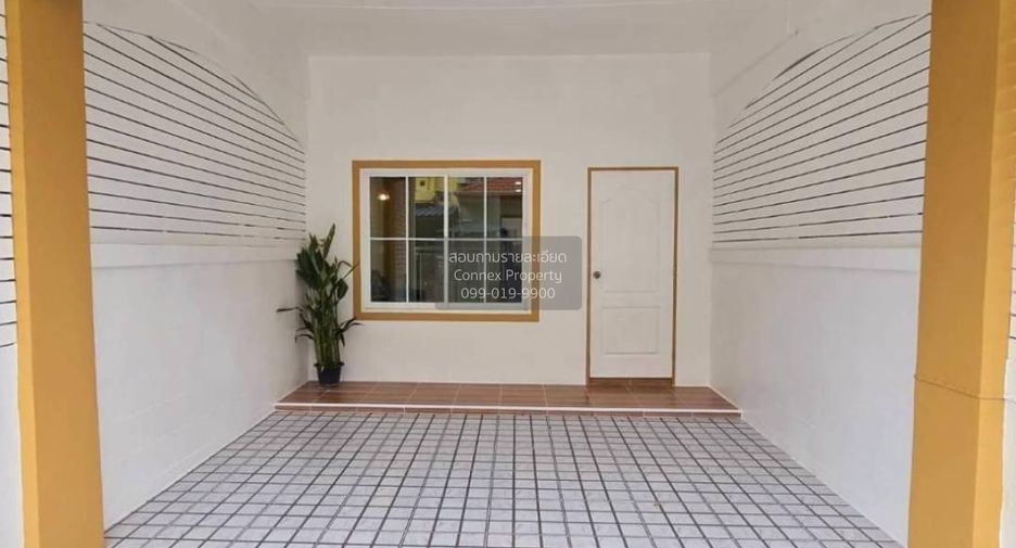 For sale 3 bedrooms townhouse in Sai Noi, Nonthaburi