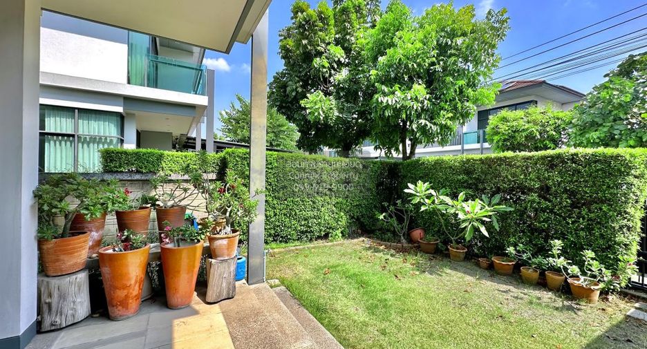 For sale 4 bedrooms house in Pak Kret, Nonthaburi