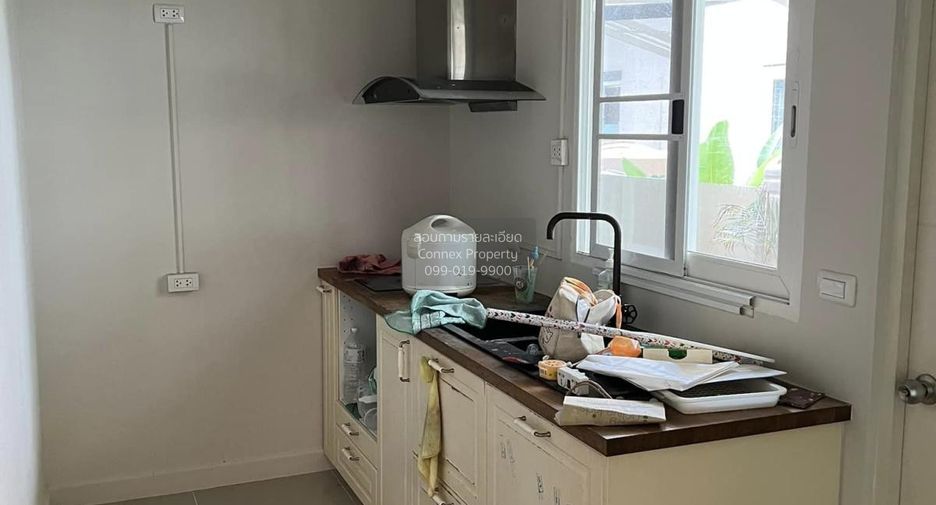 For sale 3 bedrooms house in Bang Khun Thian, Bangkok