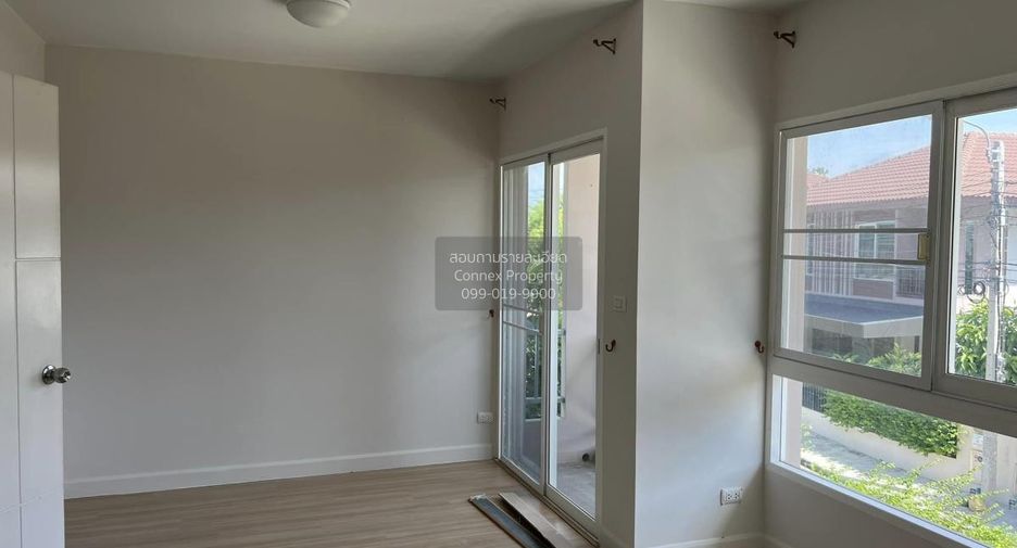 For sale 3 bedrooms house in Bang Khun Thian, Bangkok