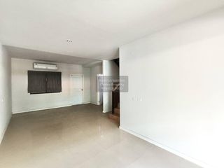 For sale 3 bedrooms townhouse in Mueang Pathum Thani, Pathum Thani