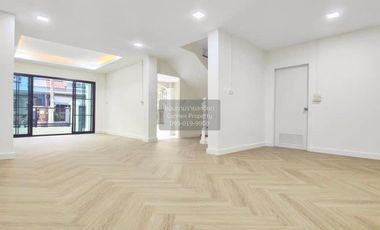 Продажа 3 спальни таунхаус в Mueang Nonthaburi, Нонтабури