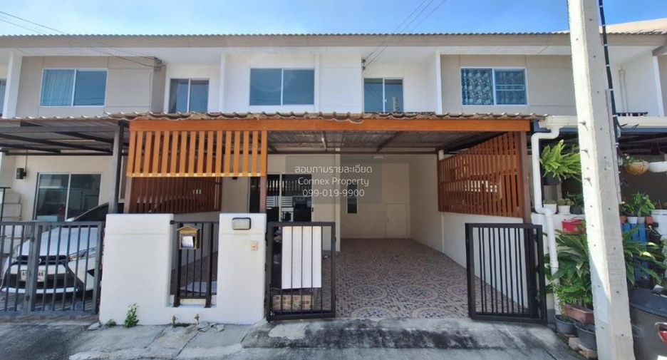 For sale 3 bedrooms townhouse in Sai Noi, Nonthaburi