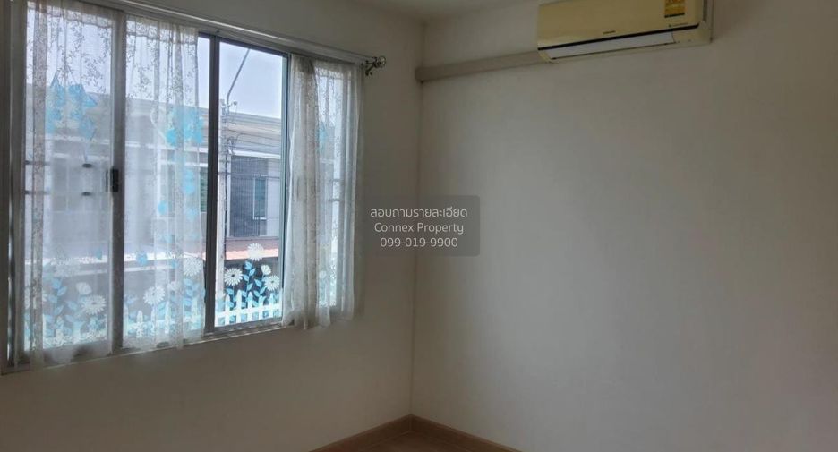 À vendre 3 chambres maison de ville à Sai Mai, Bangkok