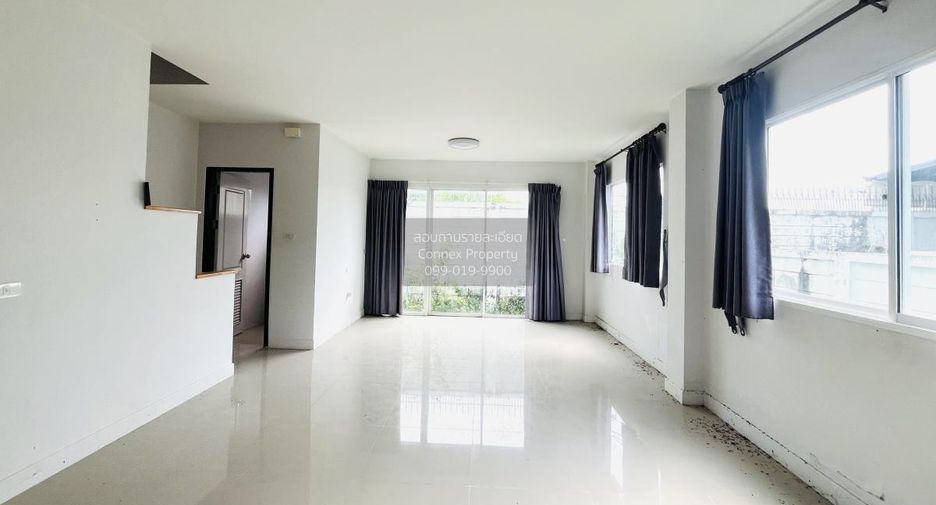 For sale 3 bedrooms townhouse in Lam Luk Ka, Pathum Thani