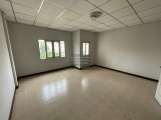 For sale 2 bedrooms townhouse in Lam Luk Ka, Pathum Thani