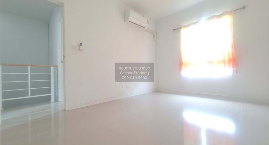 À vendre 3 chambres maison de ville à Mueang Samut Prakan, Samut Prakan