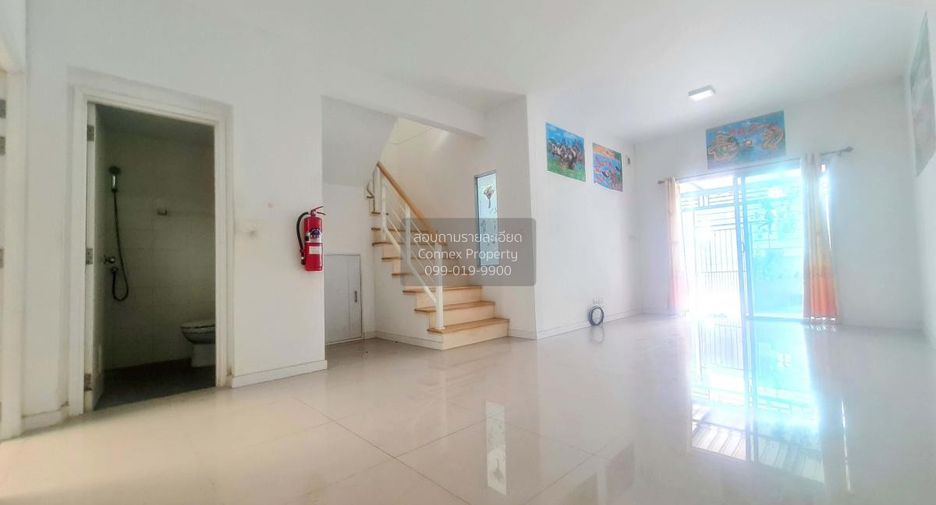 À vendre 3 chambres maison de ville à Mueang Samut Prakan, Samut Prakan