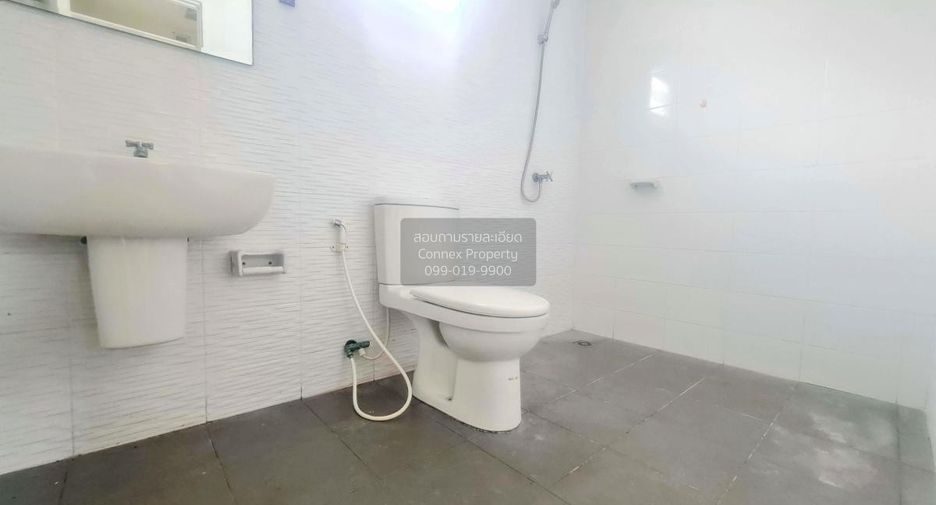 À vendre 3 chambres maison de ville à Mueang Samut Prakan, Samut Prakan