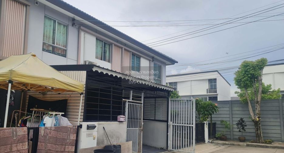 À vendre 3 chambres maison de ville à Mueang Samut Prakan, Samut Prakan