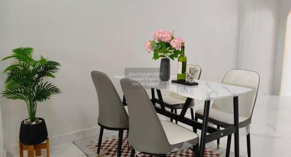Reihenhaus zum Kauf mit 3 Zimmer in Khan Na Yao, Bangkok