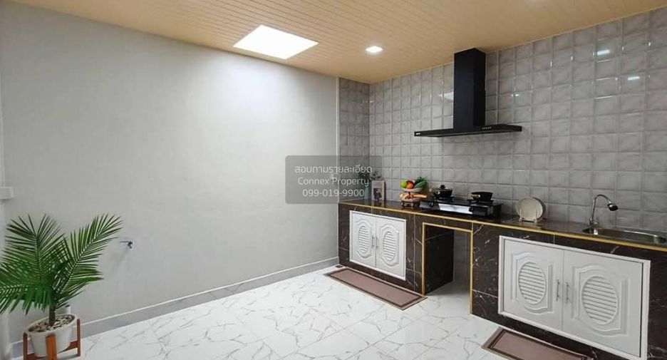 Reihenhaus zum Kauf mit 3 Zimmer in Khan Na Yao, Bangkok