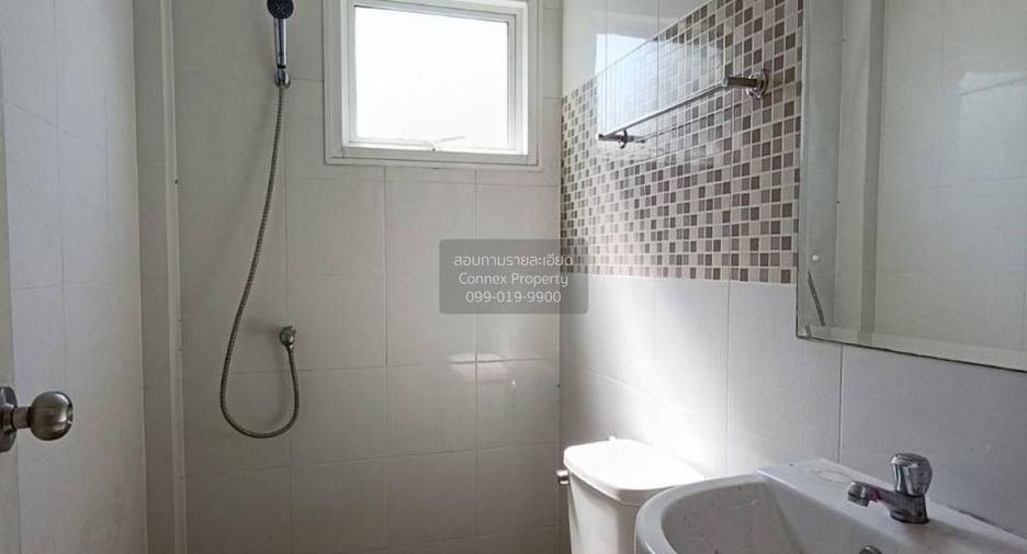 For sale 3 bedrooms townhouse in Lam Luk Ka, Pathum Thani