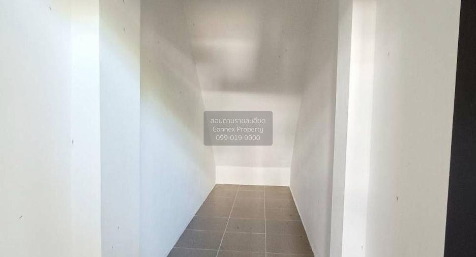 For sale 3 bedrooms townhouse in Lam Luk Ka, Pathum Thani