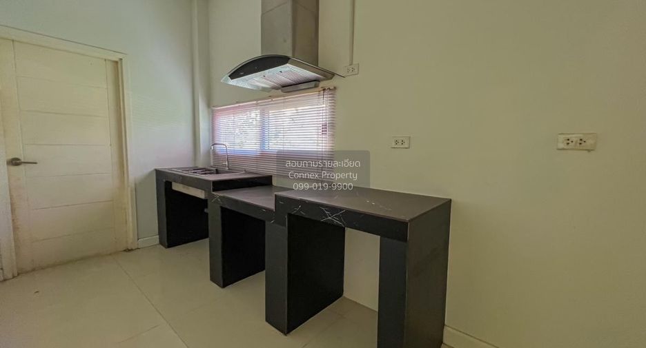 出售 4 卧室 独立屋 在 Lat Lum Kaeo, Pathum Thani