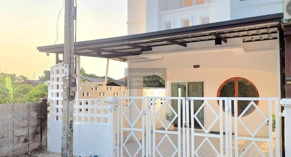 For sale 3 bedrooms townhouse in Khlong Sam Wa, Bangkok
