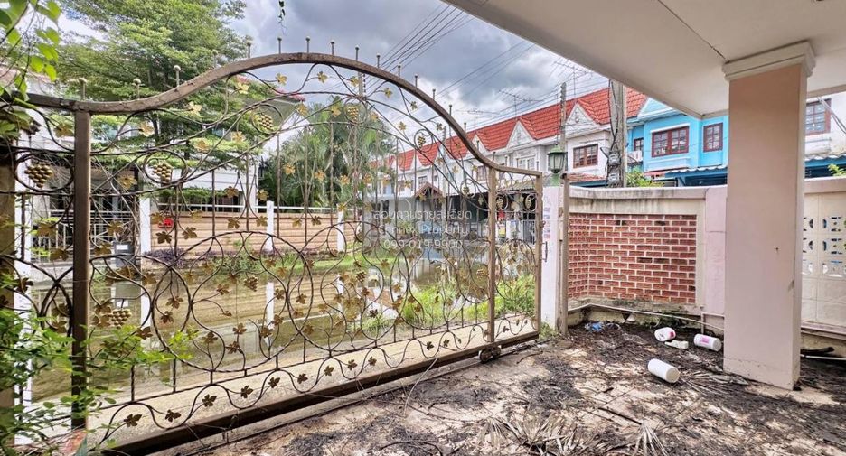 Casa en venta de 5 habitaciones en Lam Luk Ka, Pathum Thani