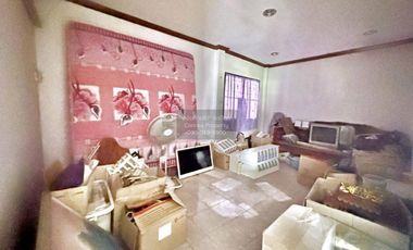 Casa en venta de 5 habitaciones en Lam Luk Ka, Pathum Thani
