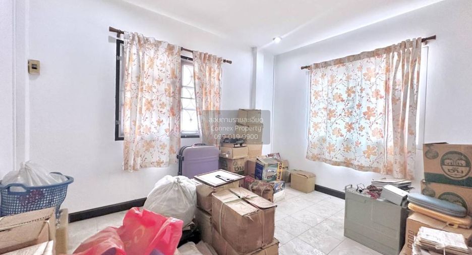 Casa en venta de 5 habitaciones en Lam Luk Ka, Pathum Thani