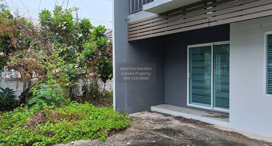 For sale 3 bedrooms townhouse in Sai Noi, Nonthaburi