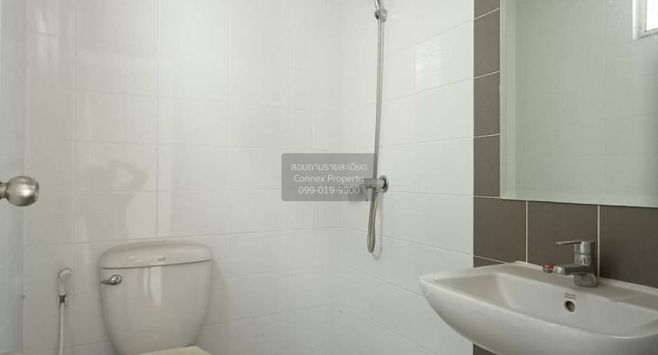 For sale 3 bedrooms townhouse in Sai Noi, Nonthaburi