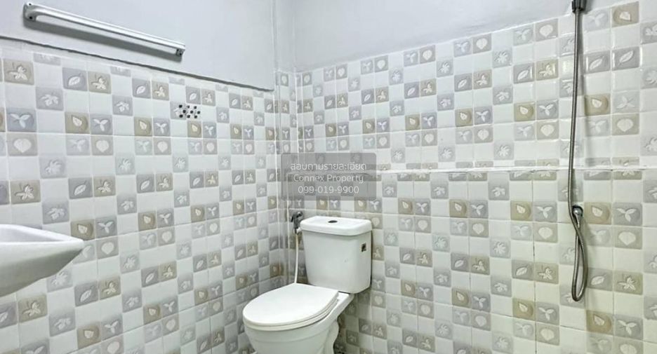 À vendre 2 chambres maison de ville à Bang Bua Thong, Nonthaburi