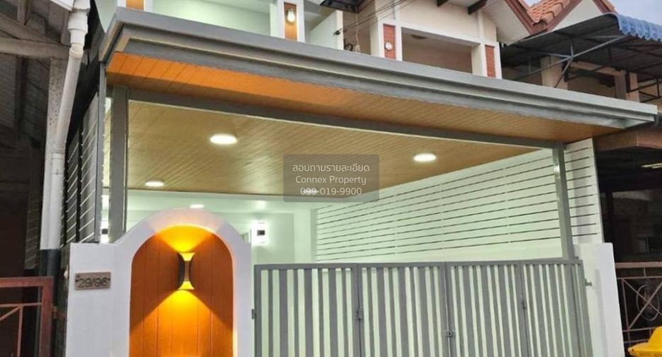 Casa adosada en venta de 3 habitaciones en Bang Yai, Nonthaburi