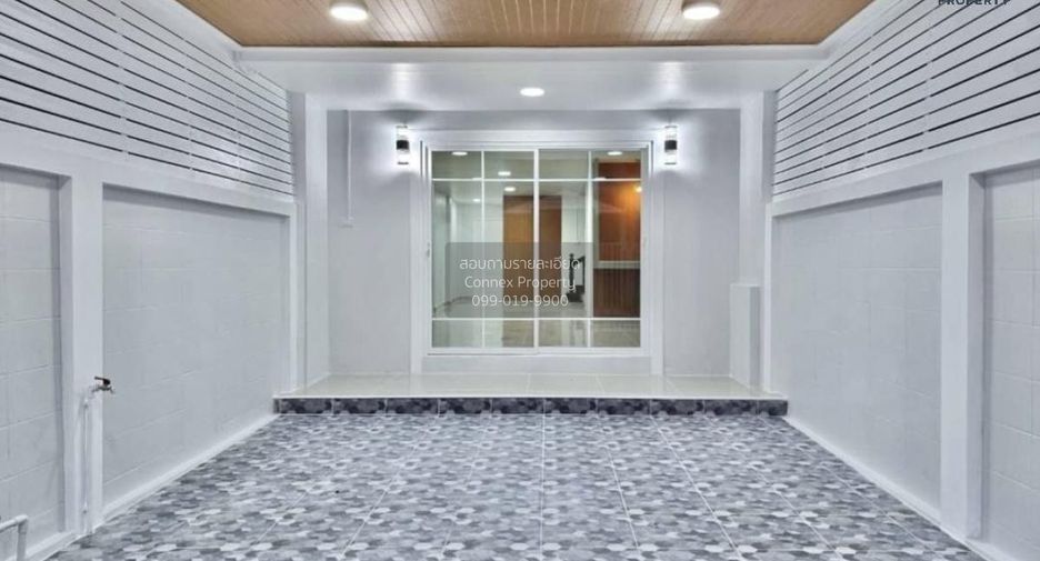 Casa adosada en venta de 3 habitaciones en Bang Yai, Nonthaburi