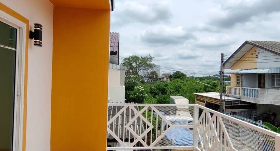 出售 3 卧室 联排别墅 在 Krathum Baen, Samut Sakhon