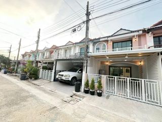 For sale 2 bedrooms townhouse in Bang Bua Thong, Nonthaburi