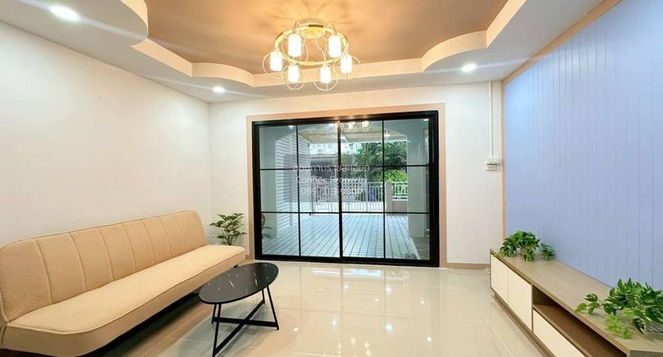 For sale 2 bedrooms townhouse in Bang Bua Thong, Nonthaburi