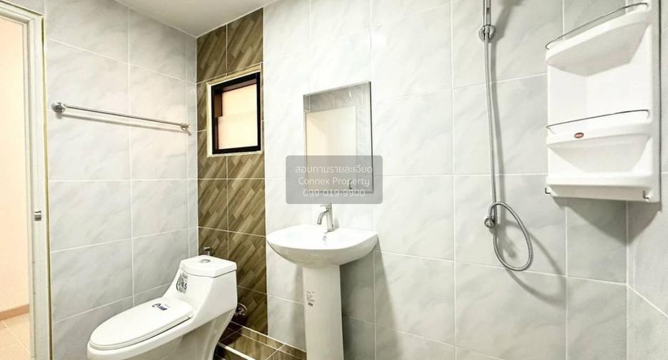 For sale 2 bedrooms townhouse in Bang Bua Thong, Nonthaburi