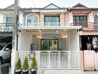 For sale 2 bedrooms townhouse in Bang Bua Thong, Nonthaburi