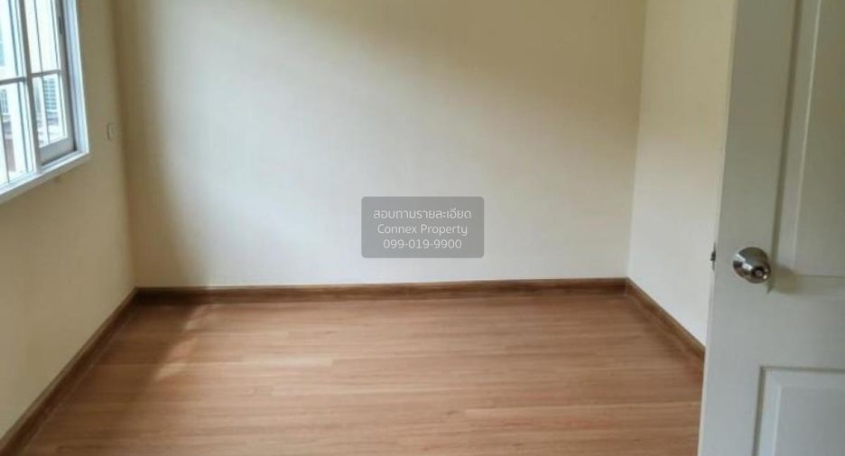 Casa adosada en venta de 3 habitaciones en Nong Khaem, Bangkok
