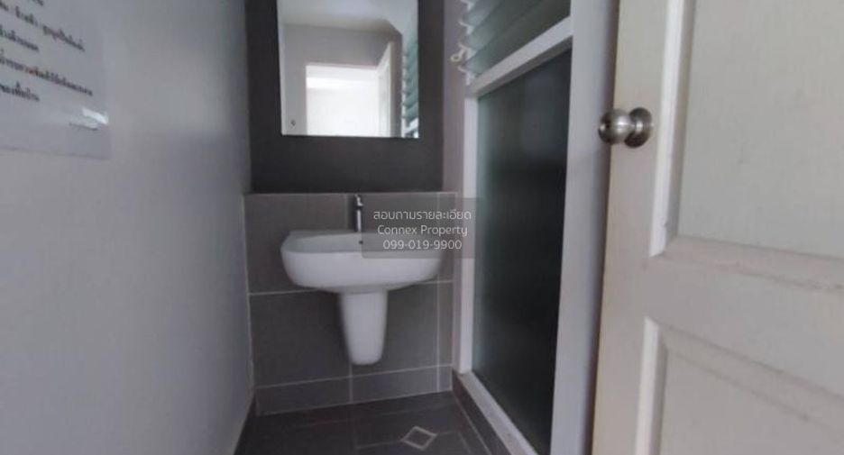 Reihenhaus zum Kauf mit 2 Zimmer in Bang Khun Thian, Bangkok