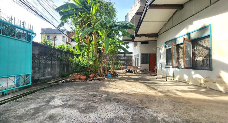 À vendre 4 chambres maison à Chatuchak, Bangkok
