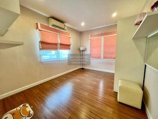 出售 3 卧室 独立屋 在 Phasi Charoen, 曼谷