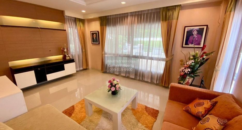 For sale 3 bedrooms house in Phasi Charoen, Bangkok