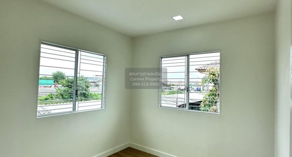 Casa adosada en venta de 3 habitaciones en Min Buri, Bangkok