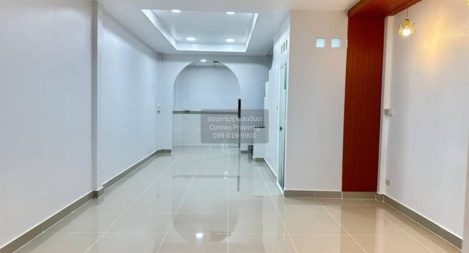 For sale 3 bedrooms townhouse in Bang Bua Thong, Nonthaburi