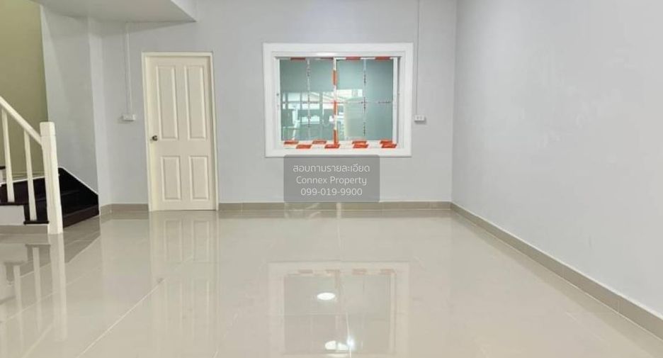 Casa adosada en venta de 3 habitaciones en Bang Yai, Nonthaburi