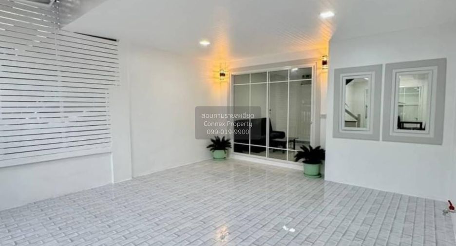 For sale 2 bedrooms townhouse in Bang Bua Thong, Nonthaburi
